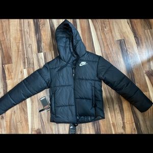 Nike puffer jacket size s. Brand new with tags! Paid $130, asking $100 or B/O
